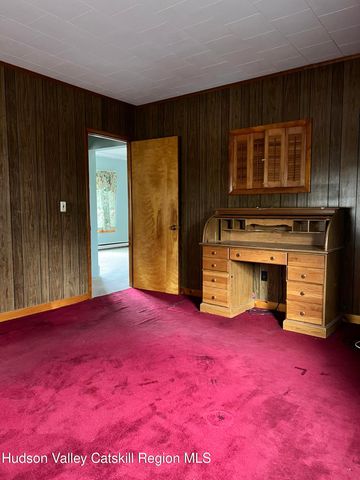 102 Washington Avenue, Coxsackie, NY 12051