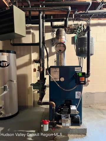 102 Washington Avenue, Coxsackie, NY 12051