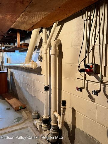 102 Washington Avenue, Coxsackie, NY 12051