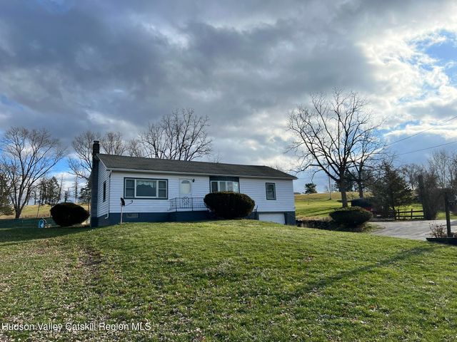 102 Washington Avenue, Coxsackie, NY 12051
