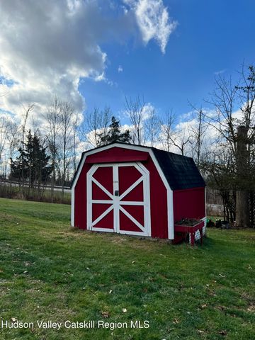 102 Washington Avenue, Coxsackie, NY 12051