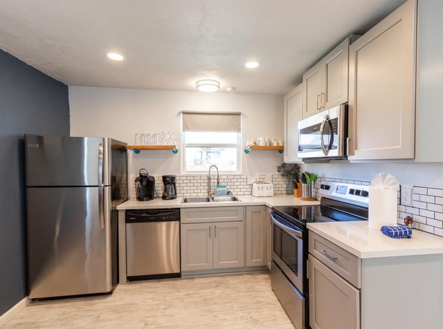 16619 Mansvelt Road, Jamaica Beach, TX 77554