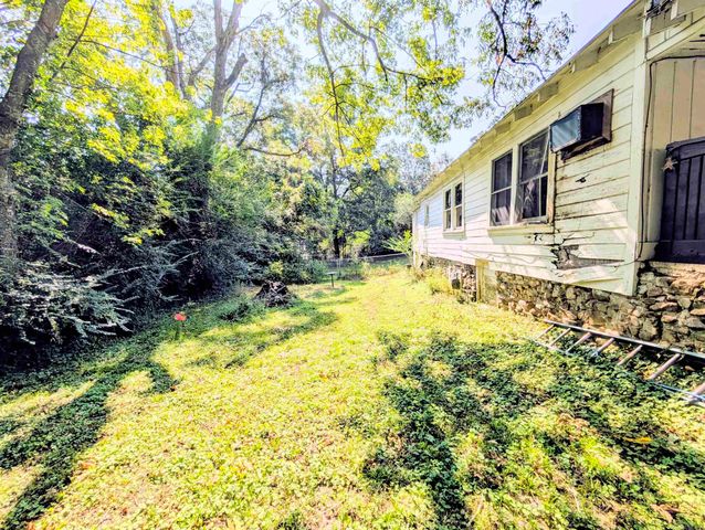 710 Pine Avenue, Mena, AR 71953