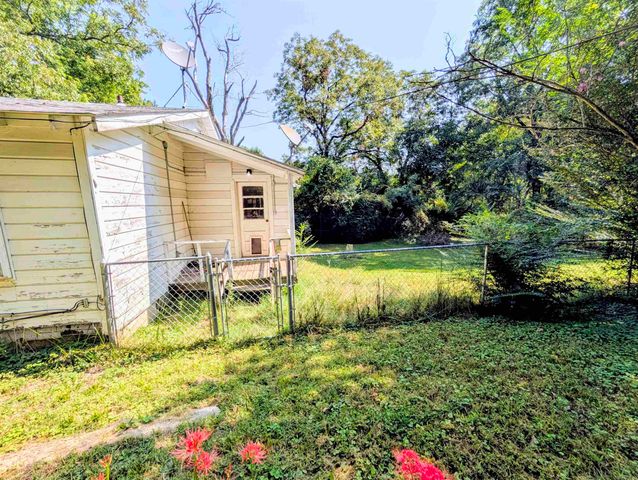 710 Pine Avenue, Mena, AR 71953