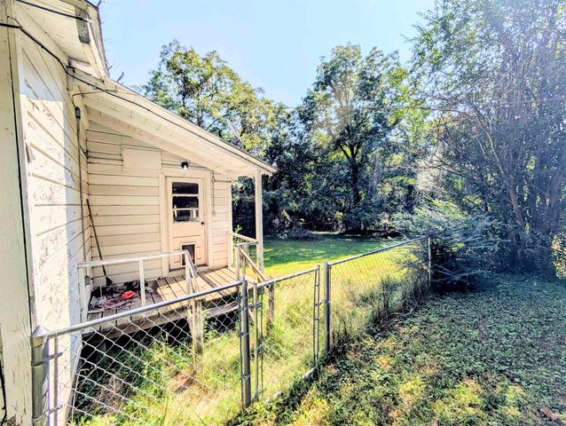 710 Pine Avenue, Mena, AR 71953