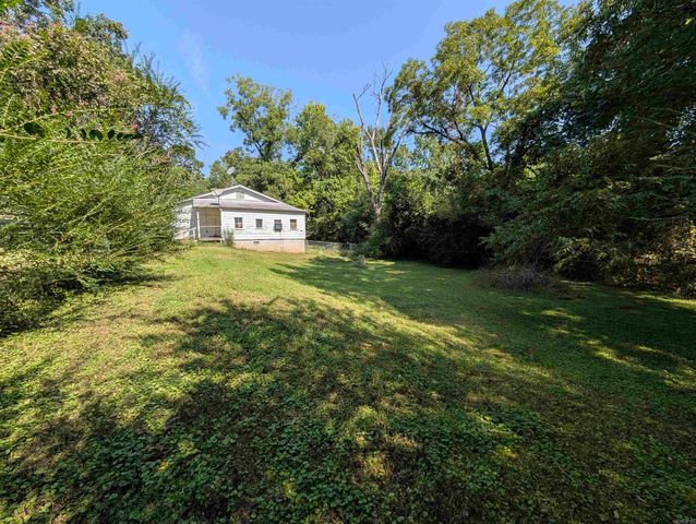 710 Pine Avenue, Mena, AR 71953