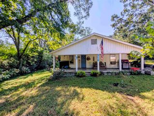 710 Pine Avenue, Mena, AR 71953