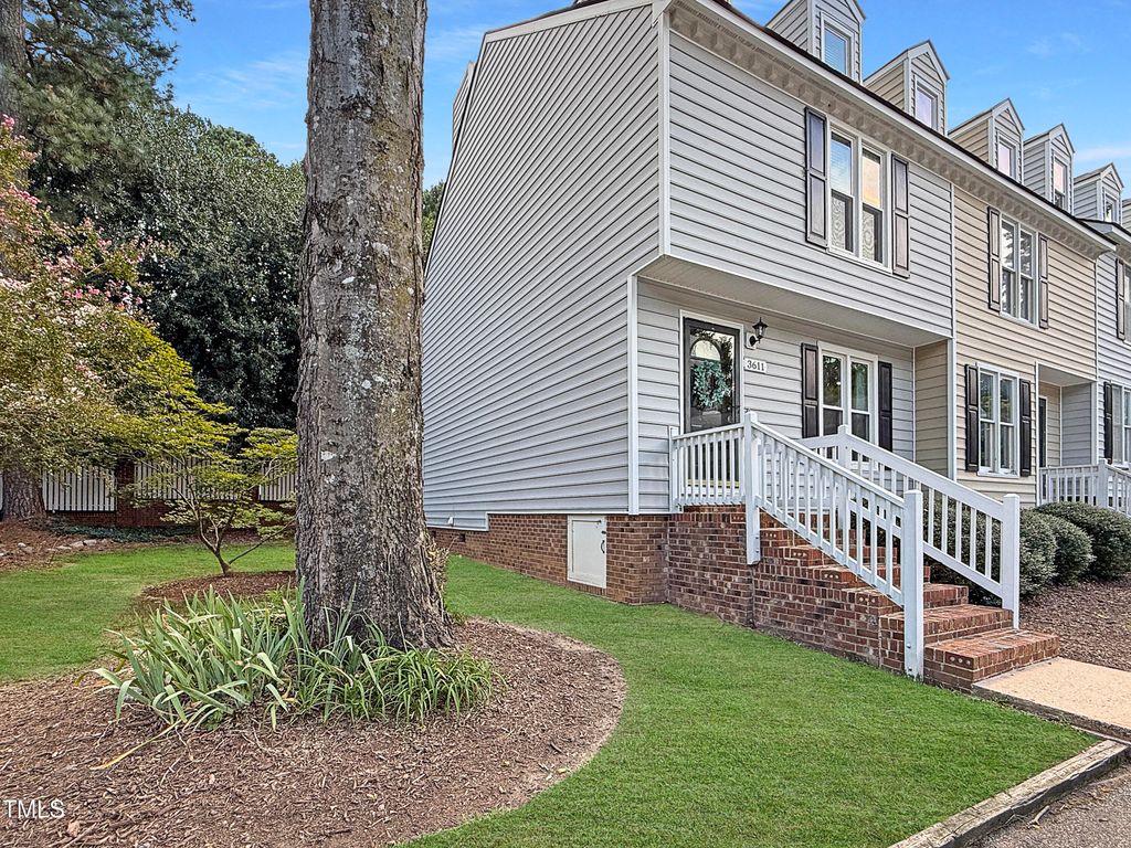3611 Plumbridge Court, Raleigh, NC 27613