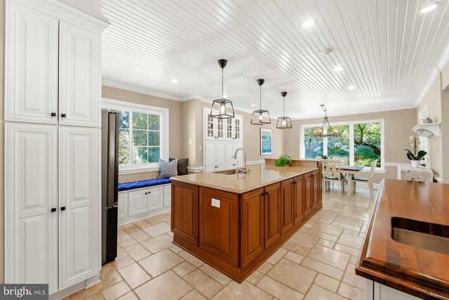 1700 OLD WELSH RD, Huntingdon Valley, PA 19006
