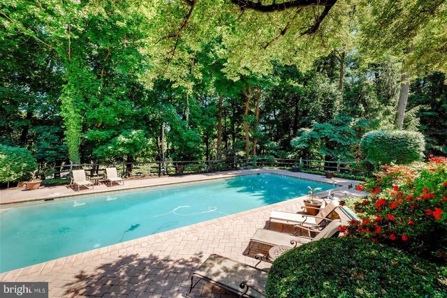 1700 OLD WELSH RD, Huntingdon Valley, PA 19006
