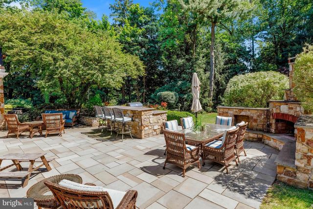 1700 OLD WELSH RD, Huntingdon Valley, PA 19006