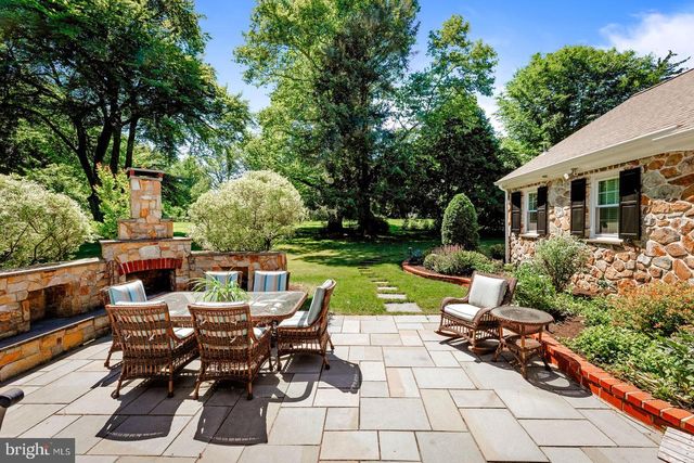 1700 OLD WELSH RD, Huntingdon Valley, PA 19006
