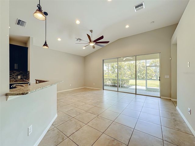 5766 MAYPOP CIR, Sarasota, FL 34238