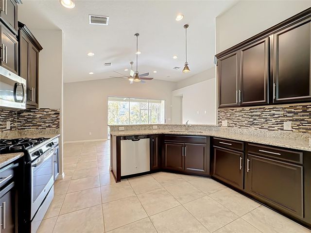 5766 MAYPOP CIR, Sarasota, FL 34238