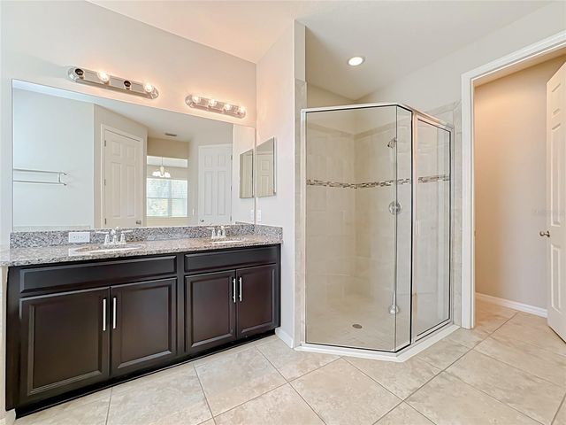 5766 MAYPOP CIR, Sarasota, FL 34238