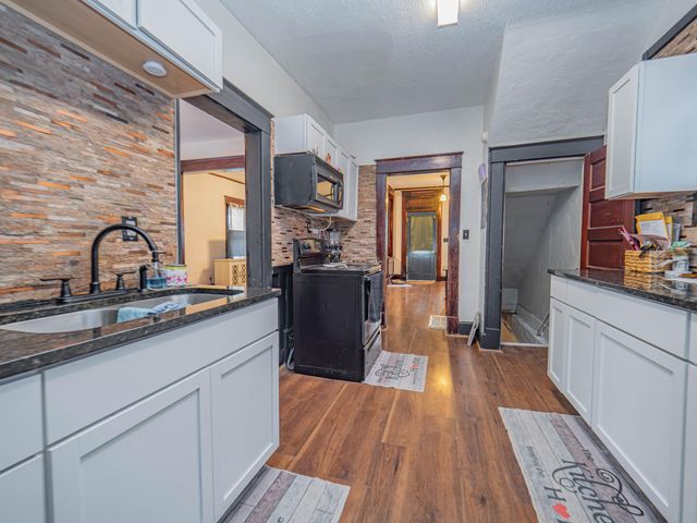 309 S 4TH ST, Moberly, MO 65270