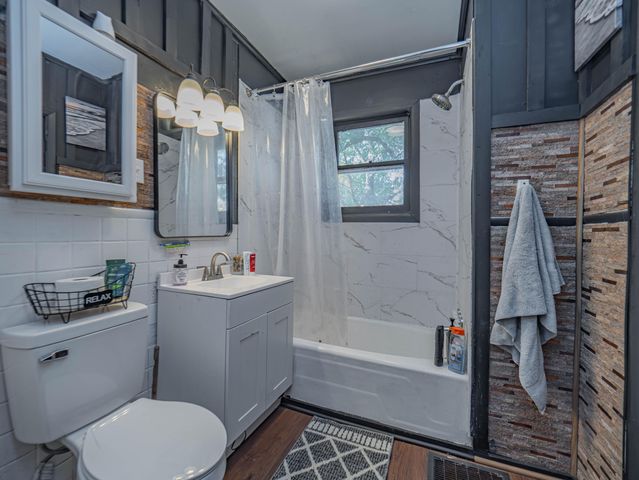 309 S 4TH ST, Moberly, MO 65270