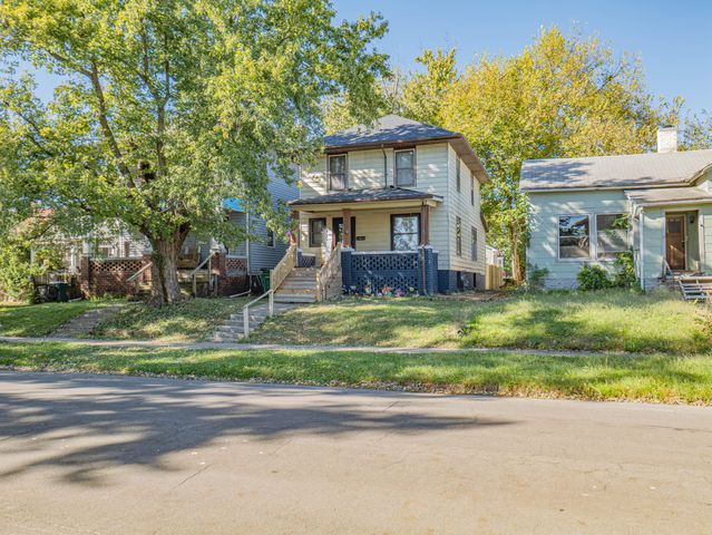 309 S 4TH ST, Moberly, MO 65270