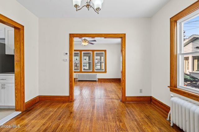 10 Wood Terrace, Albany, NY 12208