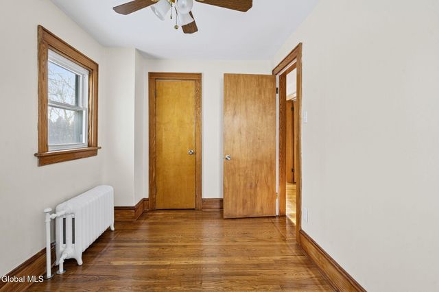 10 Wood Terrace, Albany, NY 12208