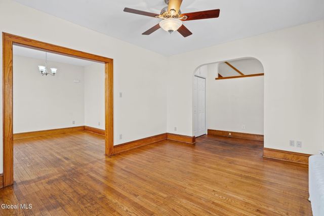 10 Wood Terrace, Albany, NY 12208