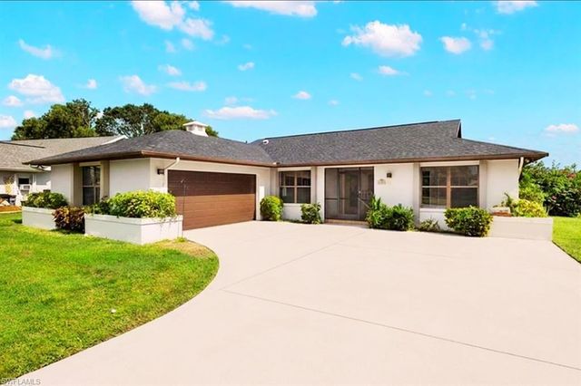 6380 P G A DR, North Fort Myers, FL 33917
