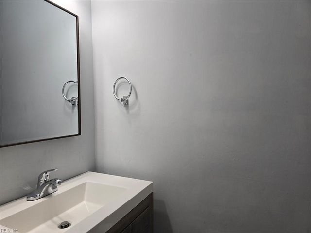 229 Greenbrier AVE, Norfolk, VA 23505