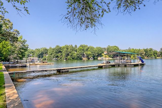 372 Piney Point Road, Blairsville, GA 30512