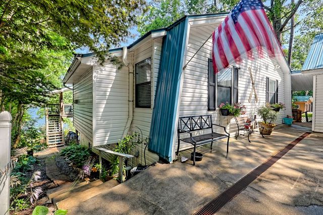 372 Piney Point Road, Blairsville, GA 30512