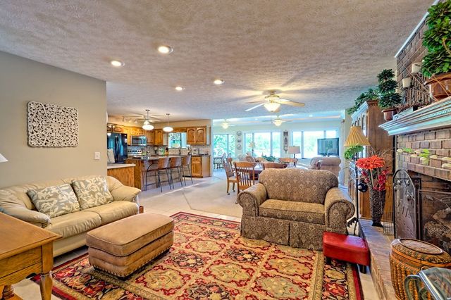 372 Piney Point Road, Blairsville, GA 30512