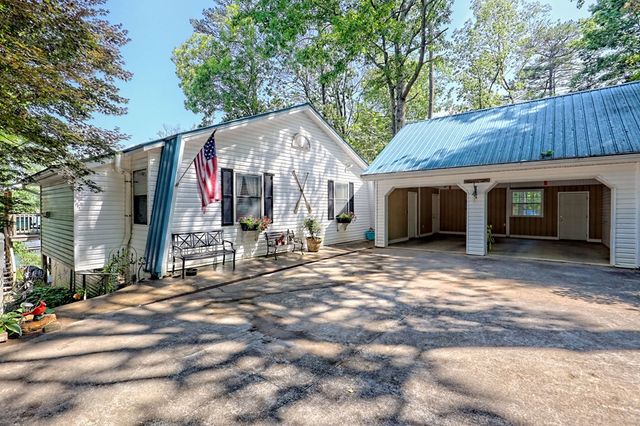 372 Piney Point Road, Blairsville, GA 30512