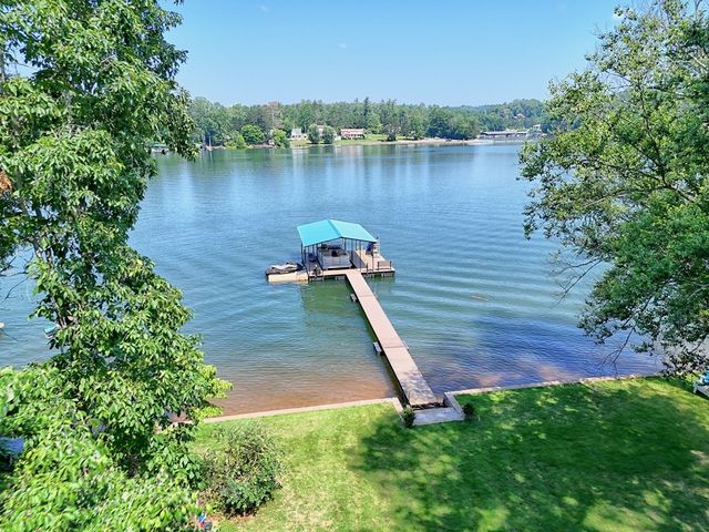 372 Piney Point Road, Blairsville, GA 30512