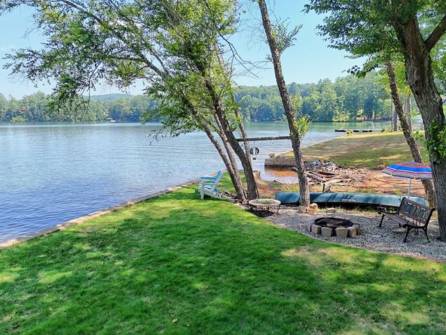 372 Piney Point Road, Blairsville, GA 30512