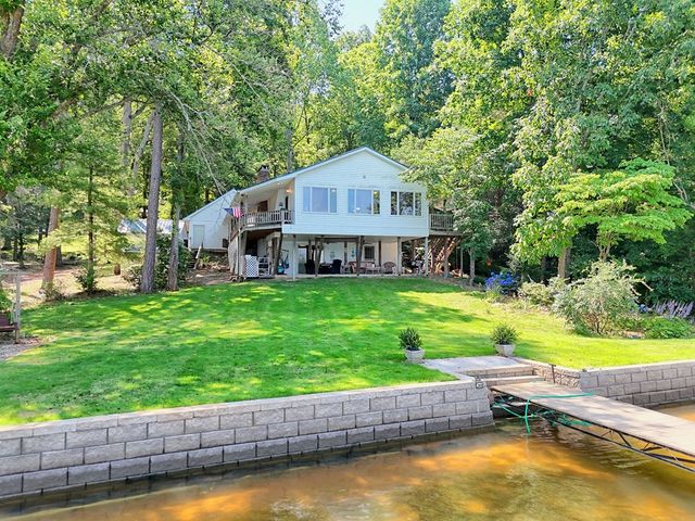 372 Piney Point Road, Blairsville, GA 30512