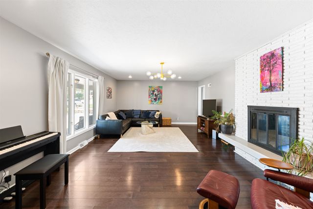 211 Millview Rd, Salina, KS 67401