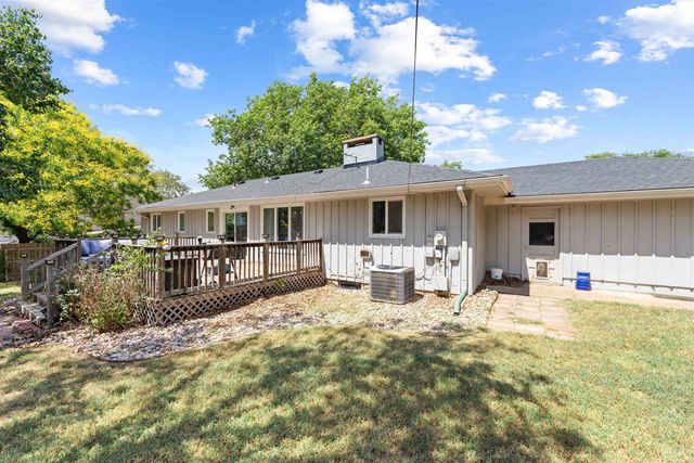 211 Millview Rd, Salina, KS 67401