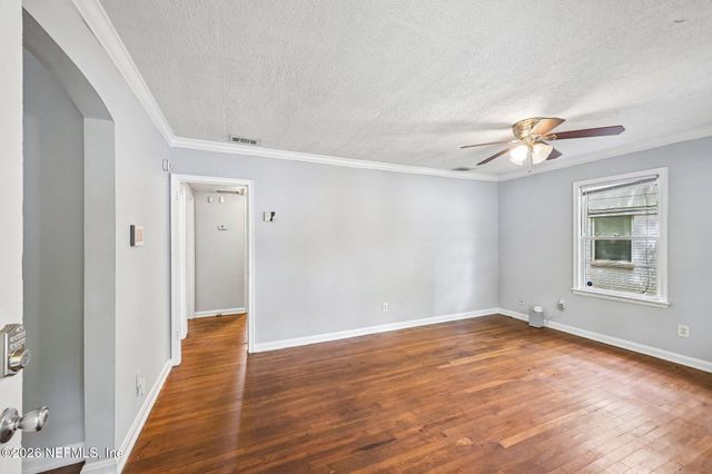 3513 COLLEGE Street, Jacksonville, FL 32205