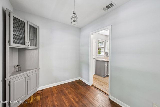3513 COLLEGE Street, Jacksonville, FL 32205