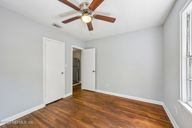 3513 COLLEGE Street, Jacksonville, FL 32205