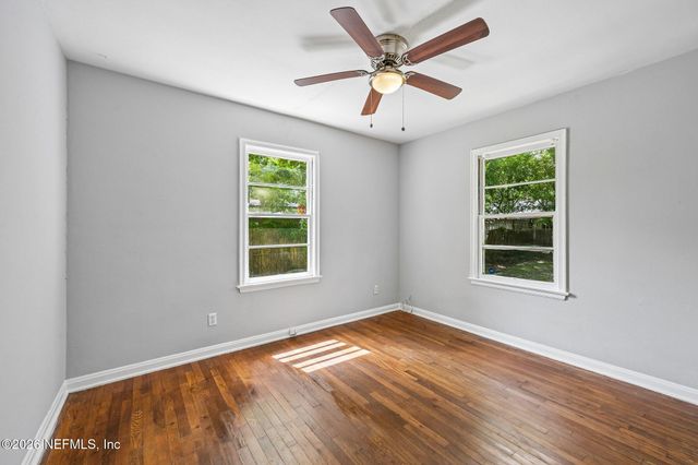 3513 COLLEGE Street, Jacksonville, FL 32205