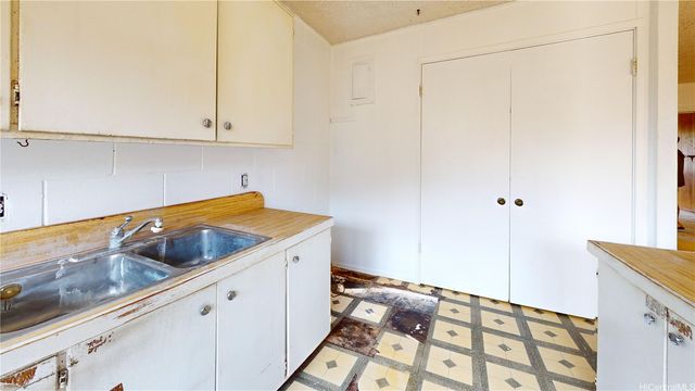 85-128 Ala Walua Street B, Waianae, HI 96792