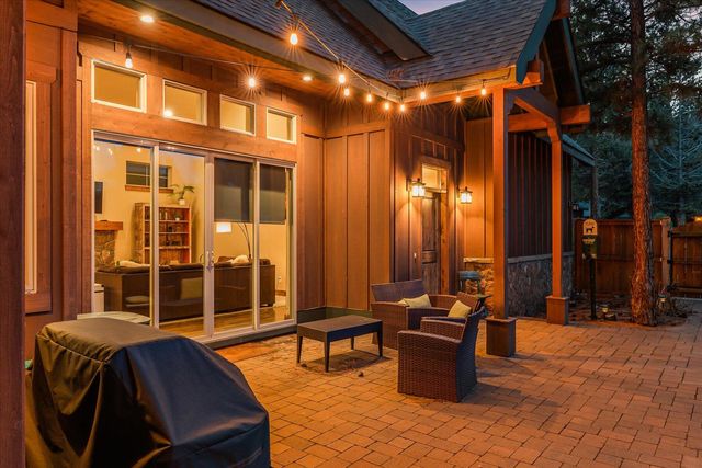 714 S Wrangler Court, Sisters, OR 97759