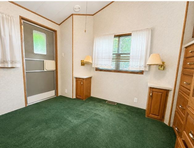 79 Ottawa Lane, Rochester, NH 03867