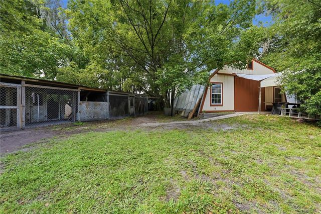 3543 N COUNTY ROAD 426, Geneva, FL 32732