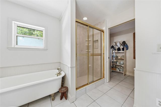 3543 N COUNTY ROAD 426, Geneva, FL 32732