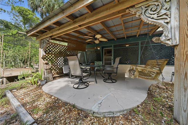 3543 N COUNTY ROAD 426, Geneva, FL 32732