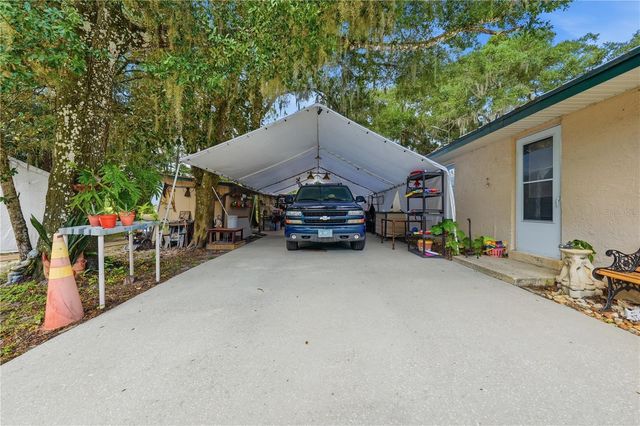 3543 N COUNTY ROAD 426, Geneva, FL 32732