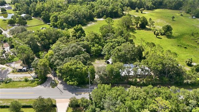 3543 N COUNTY ROAD 426, Geneva, FL 32732
