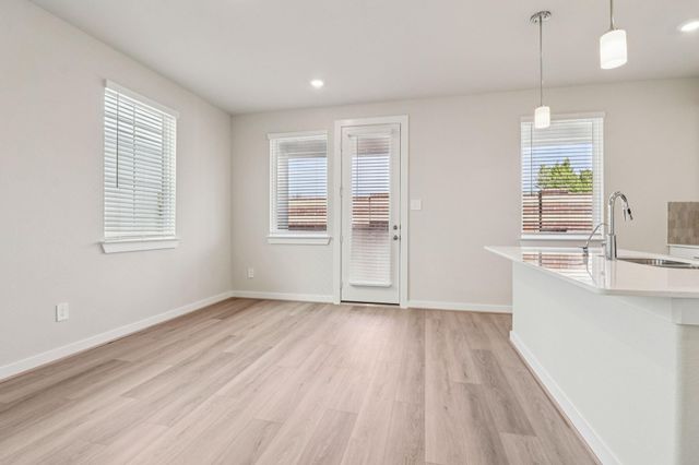 3215 Quiet Sunset Drive, Houston, TX 77080