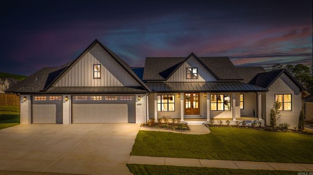 1670 DOLPHIN Dr, Conway, AR 72034